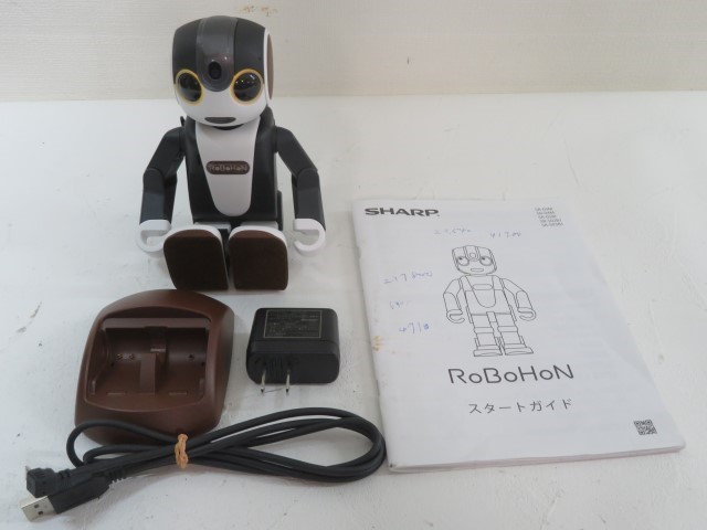 ☆SHARP SR03 RoBoHoN ロボホン シャープ 卓上ホルダー/アダプター/USB
