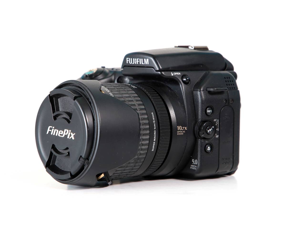 FUJIFILM Finepix S9100