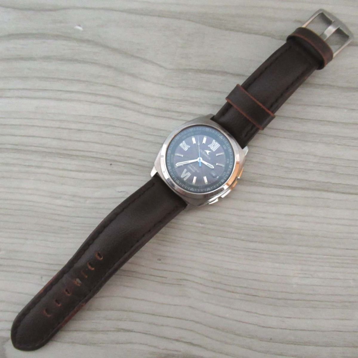 良品 CASIO OCEANUS カシオ オシアナス レザーベルト ソーラー式 良品 CASIO OCEANUS カシオ オシアナス レザーベルト ソーラー式
