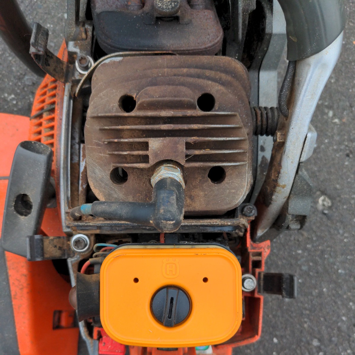 Husqvarna 550XP G MarkⅡ　中古　ジャンク　現状渡し　チェンソー　ハスクバーナ　　動作未確認_7