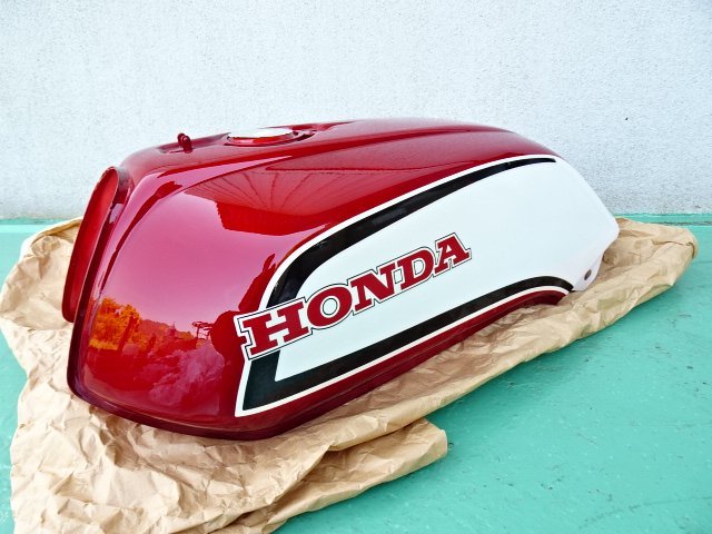 ⭐︎JH⭐︎HONDA 純正　CB750タンク赤/白 CB750F CB750FC CB1100F ホンダ純正 ガソリンタンク 赤白 当時物新品