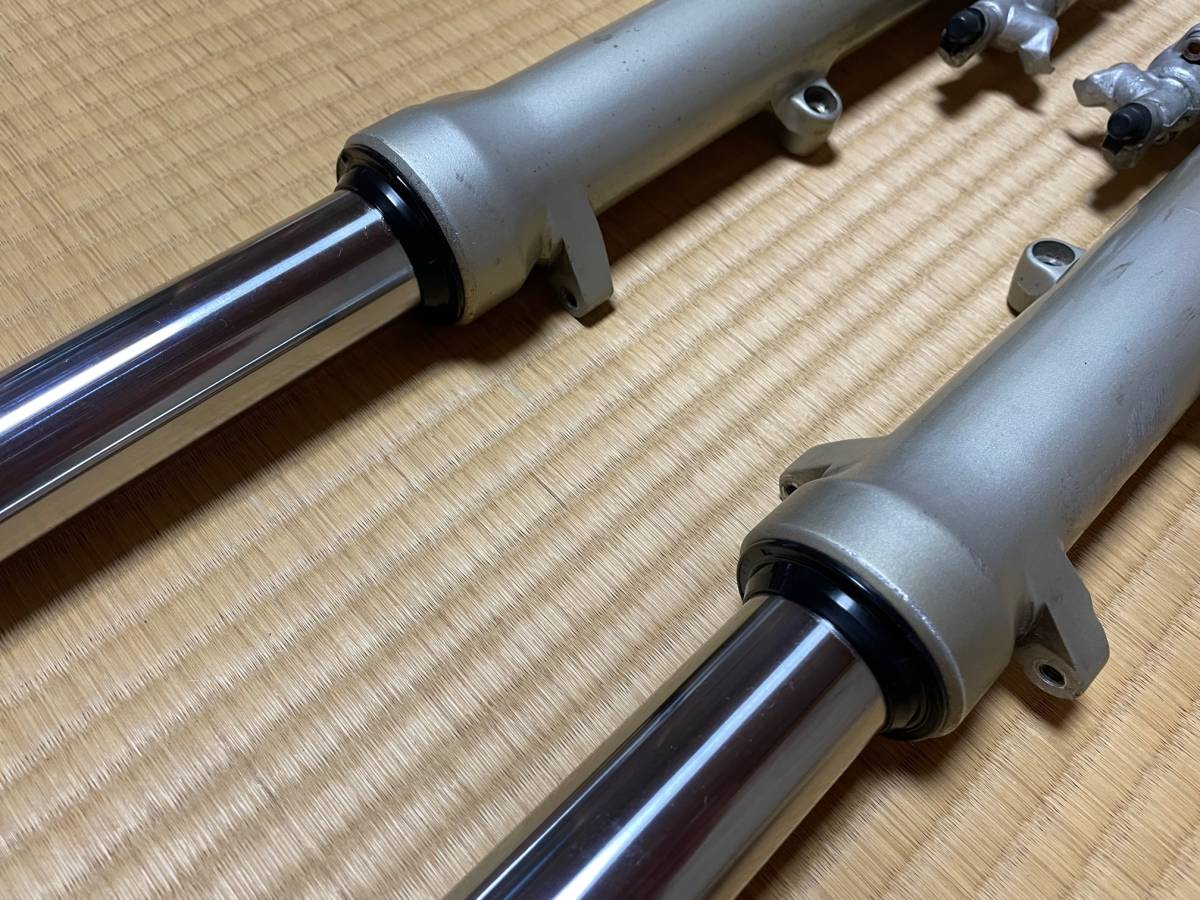 RZV500 純正フロントフォーク かなり美品 RZV500 純正フロントフォーク
