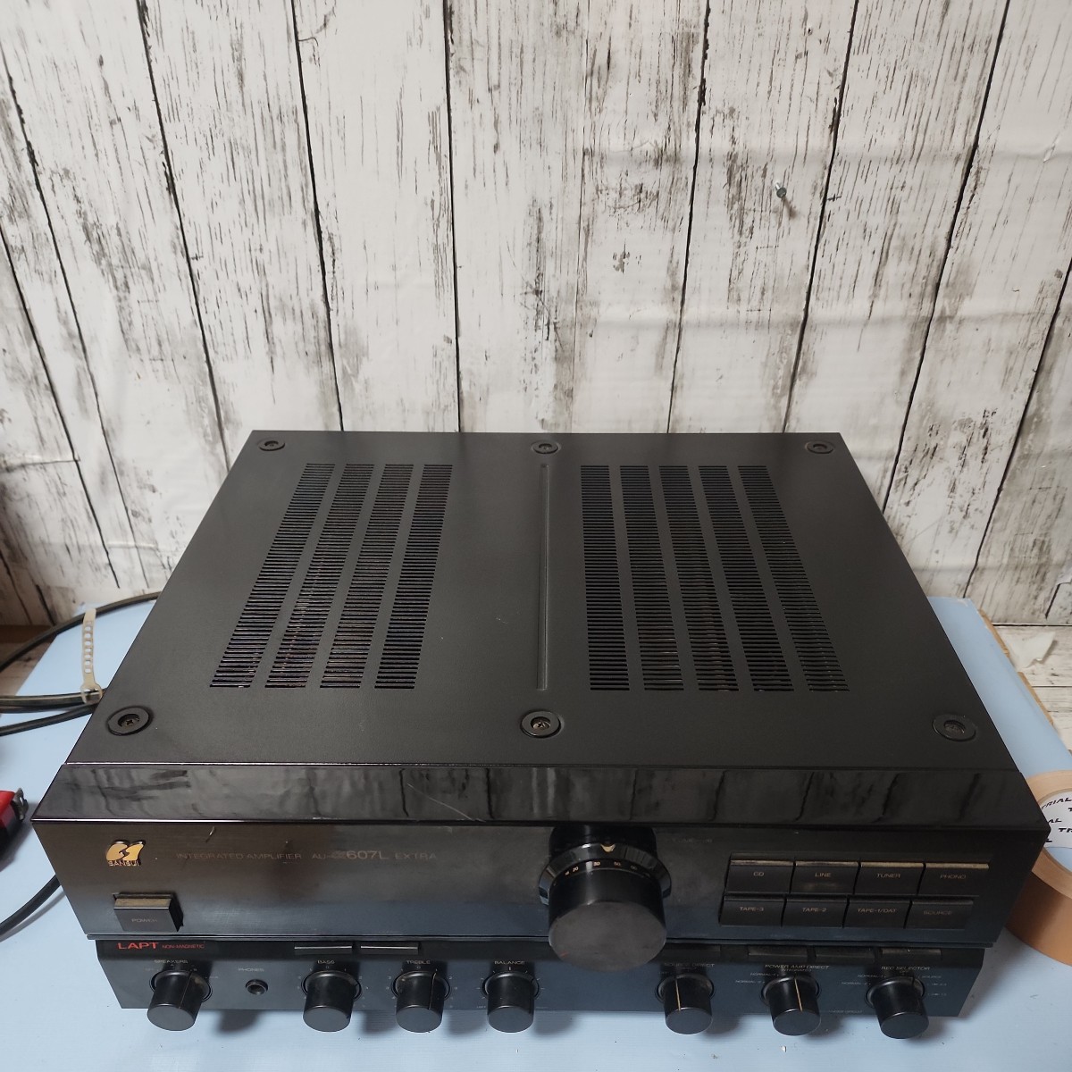 SANSUI プリメインアンプ 美品 AU-α607L EXTRA 通電確認済み 【公式通販】