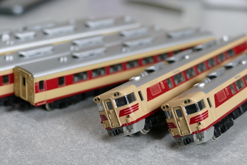 キハ82系 白鳥型 特急気動車 6両セット KATO おおぞら 北斗 つばさ