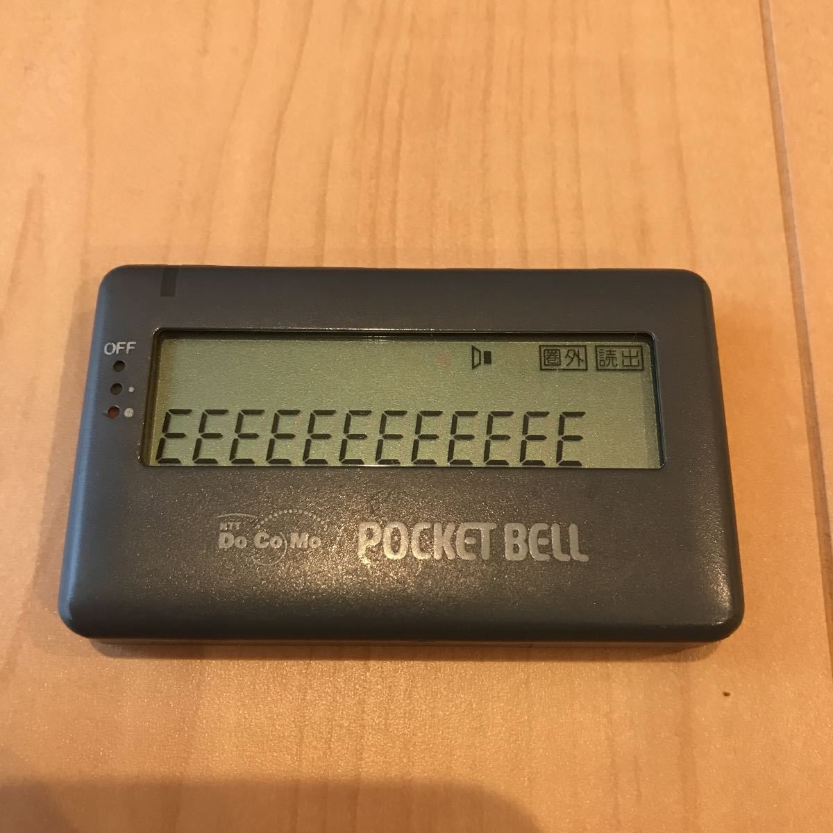 NTT docomo pocket bell ドコモ ポケベル 通電可 音出ます(携帯電話