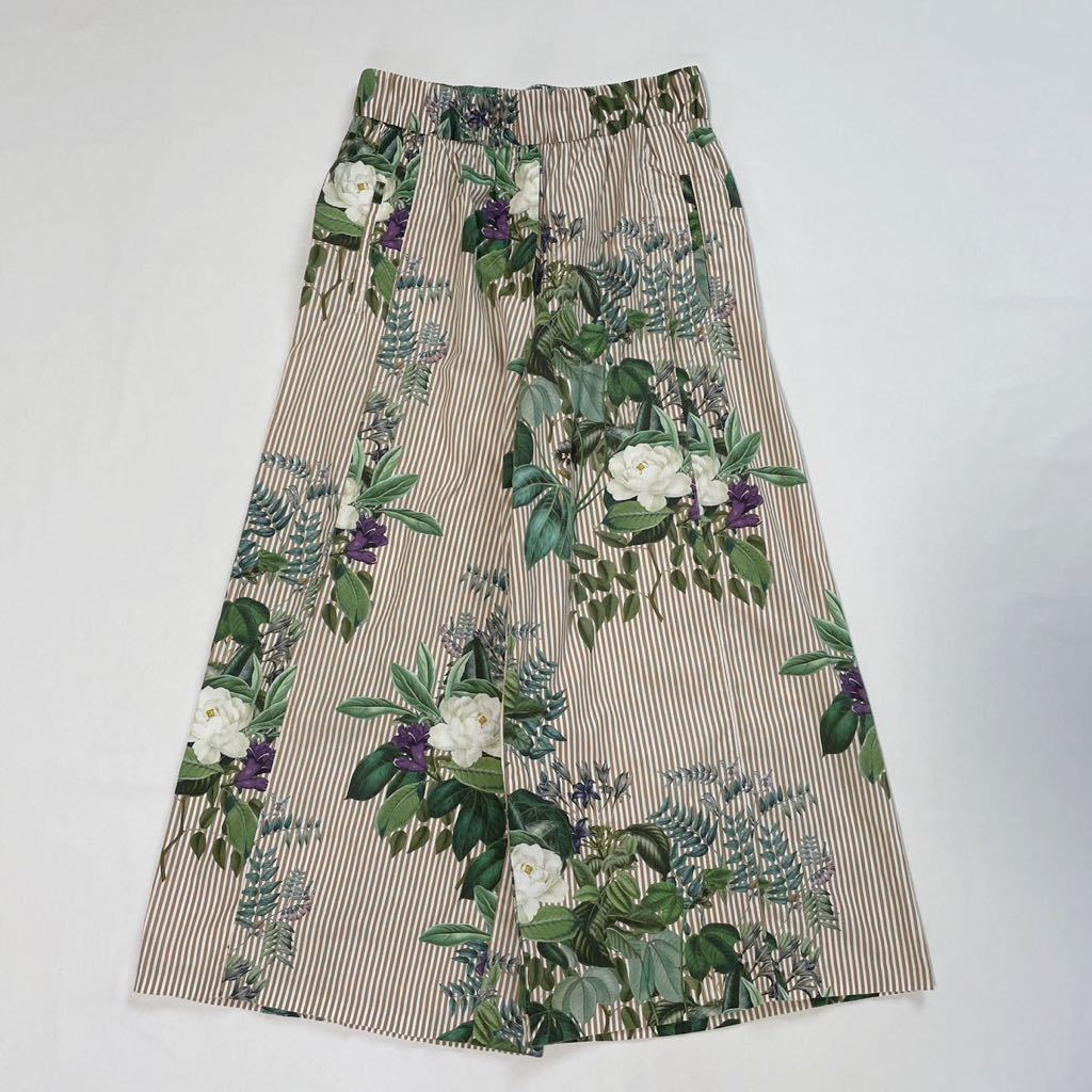 ZARA 大人素敵スタイル　ストライプ×ボタニカル　ワイドパンツ　コットン100% サイズゆったりS ザラ♪