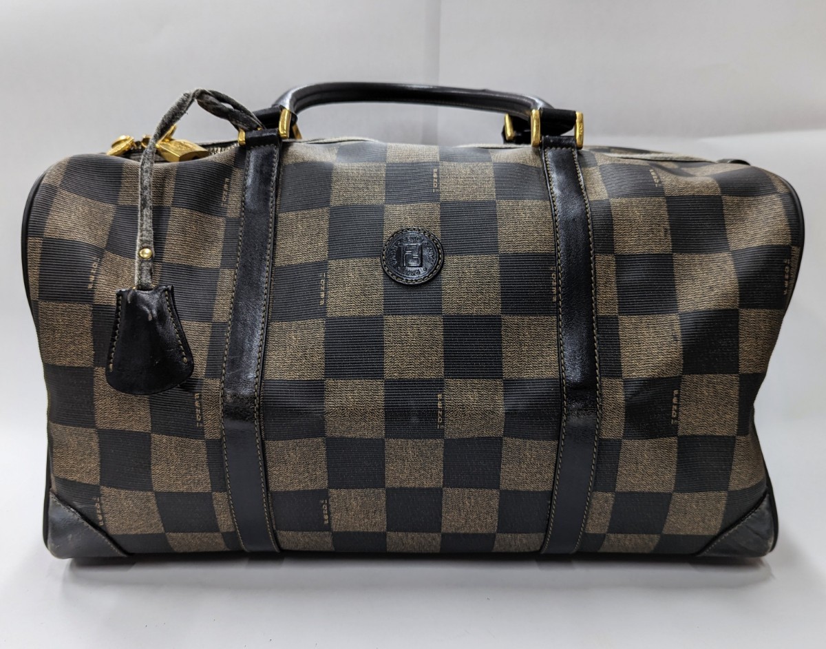 フルラ FURLA ハンドバッグ パイパー レザー 黒 型押し加工 美品