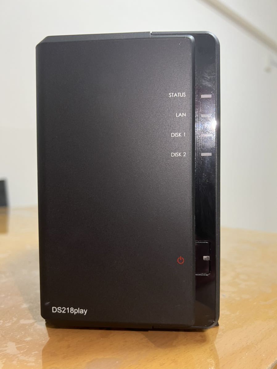 Synology DS218play NASケース 本体 ACアダプター 周辺機器