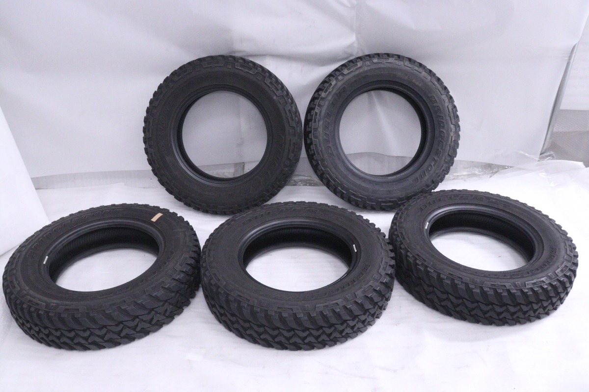 35-32☆美品 BRIDGESTONE DUELER M/T タイヤ 5本セット 1本スペア