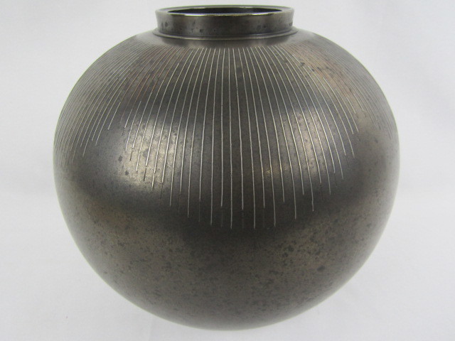 有栖美津雄 美山 作 杢目 青銅花瓶 霊芝文 共箱 高岡銅器 金工師 ◇伝統工芸 高岡銅器 銀象嵌 金工師 美山 ( 有栖美津雄 )造 鋳銅