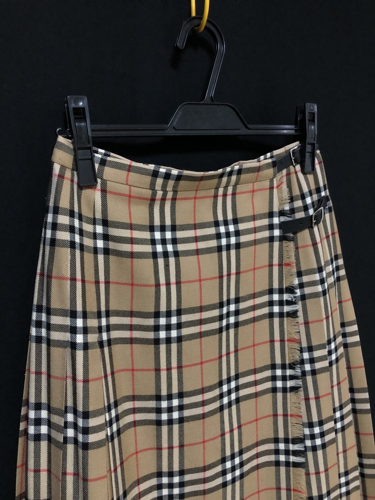 BURBERRY - ノバチェック✨バーバリー スウィングトップ キルティング