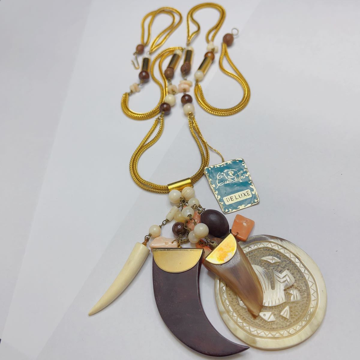 タグ付き アンティーク DELUXE デラックス ネックレス 天然素材 彫刻 珊瑚 天然石 アイボリー 角 瑪瑙 A1689_7