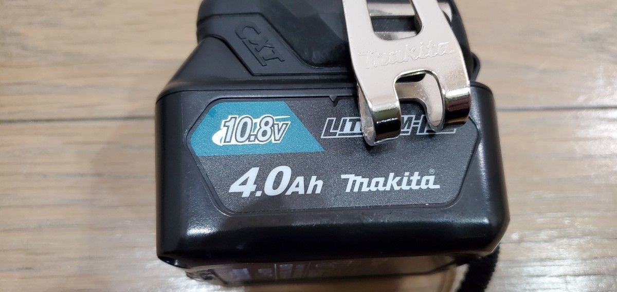 ☆マキタ 10.8V 充電式インパクトドライバ TD111DSMXB 黒 4.0Ah 
