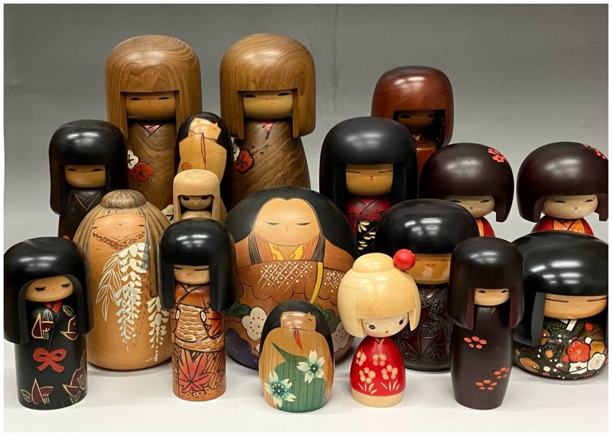 創作こけし 9体セット　18cm〜45cm　伝統工芸品　白樺　民芸品　置物 創作こけし 9体セット 18cm〜45cm 伝統工芸品 白樺 民芸品 置物 美術