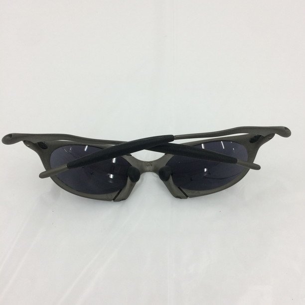 Oakley ROMEO X-METAL Sunglasses Lens color:Gray Silver Mirror