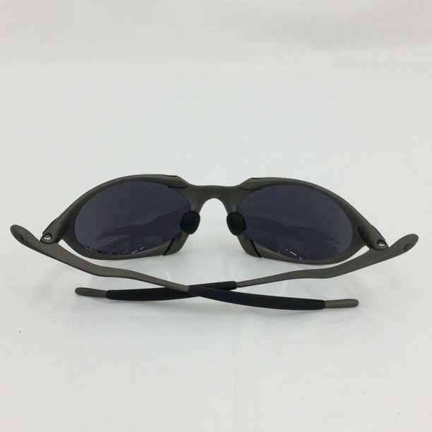 Oakley ROMEO X-METAL Sunglasses Lens color:Gray Silver Mirror