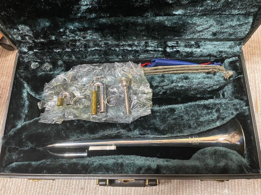 YAMAHA トランペット 部品 ハードケース Custom ESTABLISHED IN 1887