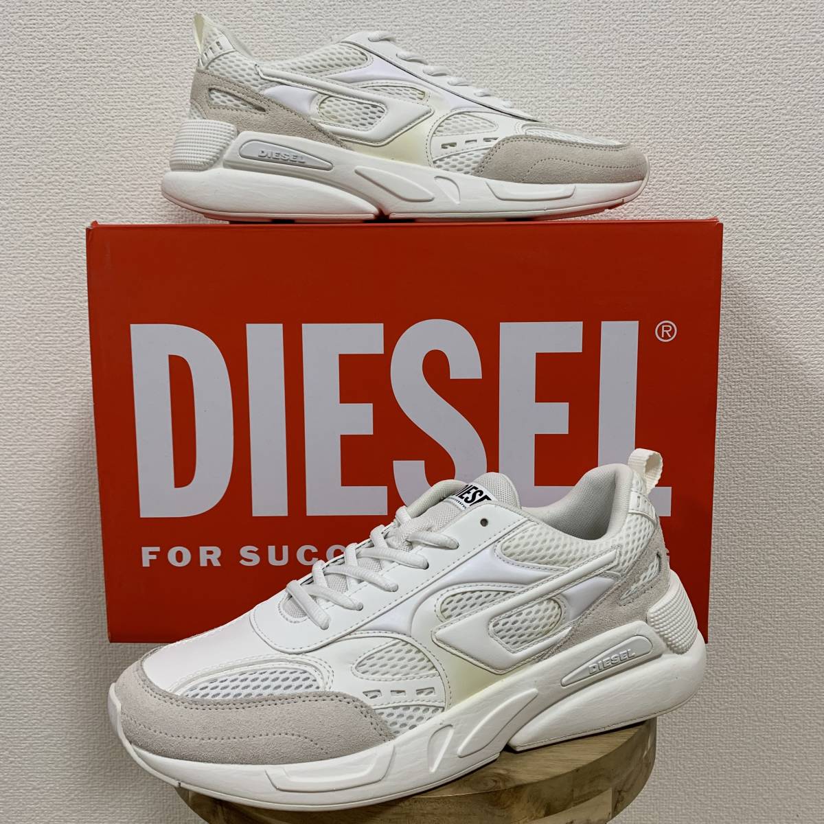 《新品/正規品》定価24，200円 DIESEL ディーゼル メンズ メッシュ切替 ローカット スニーカー 11