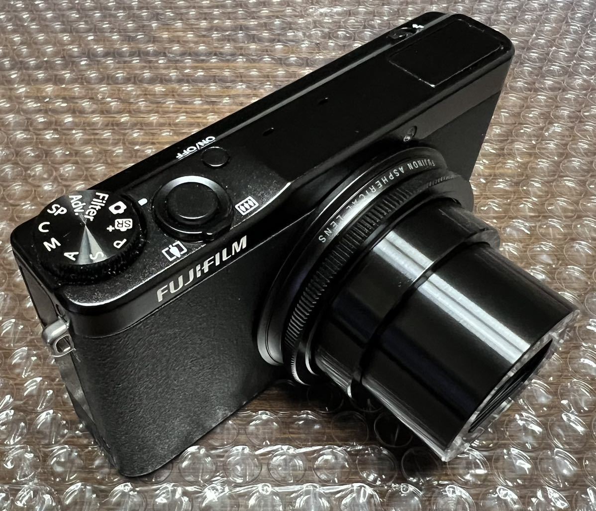 FUJIFILM フジフイルム 肌寒く デジタルカメラ XQ1 動作品