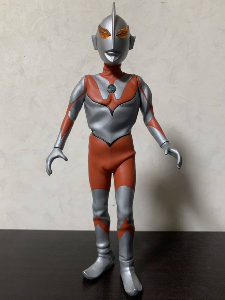 フィギュア メディコムトイ ニセウルトラマン フィギュア