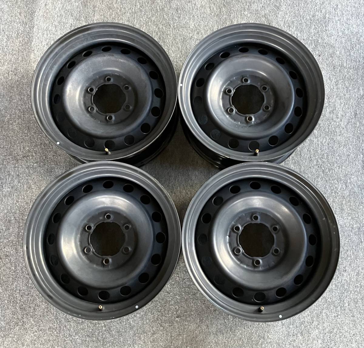 トヨタ純正FJクルーザー スチールホイール 17インチ 7.5J +15 6H 139.7 4本