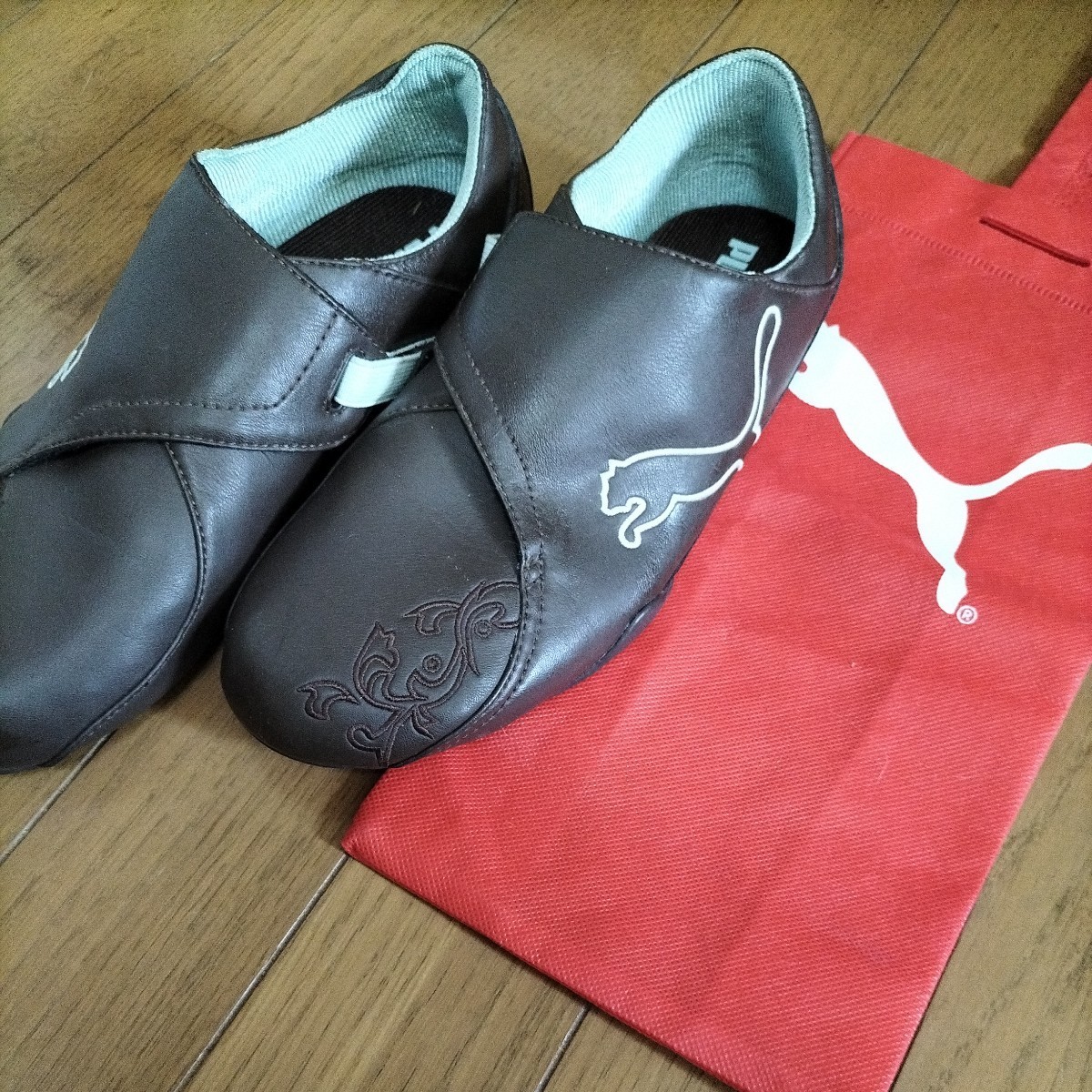 PUMA　プーマ　フューチャーキャットスニーカー　ドライビングシューズ　スリッポン　ブラウン　24cm　外反母趾対策