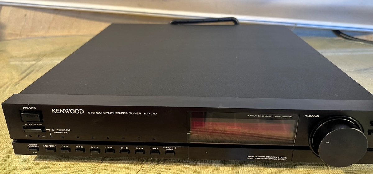 KENWOOD KT-747 ステレオ シンセサイザー チューナー 高品質，大人気】 KENWOOD KT-747 ステレオ シンセサイザー チューナー