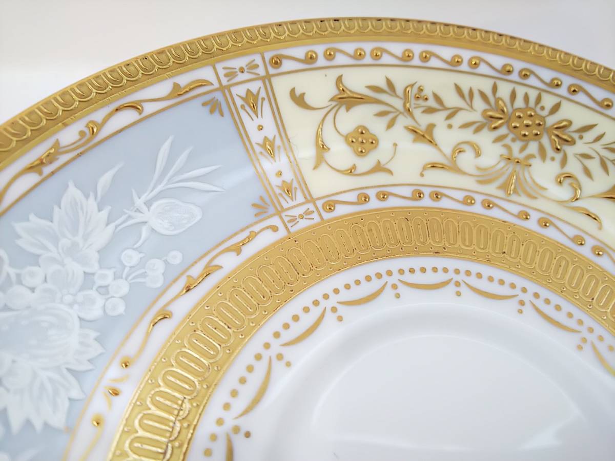 664 NARUMI ナルミ カップ&ソーサー 高級シリーズ Couronne de Muse