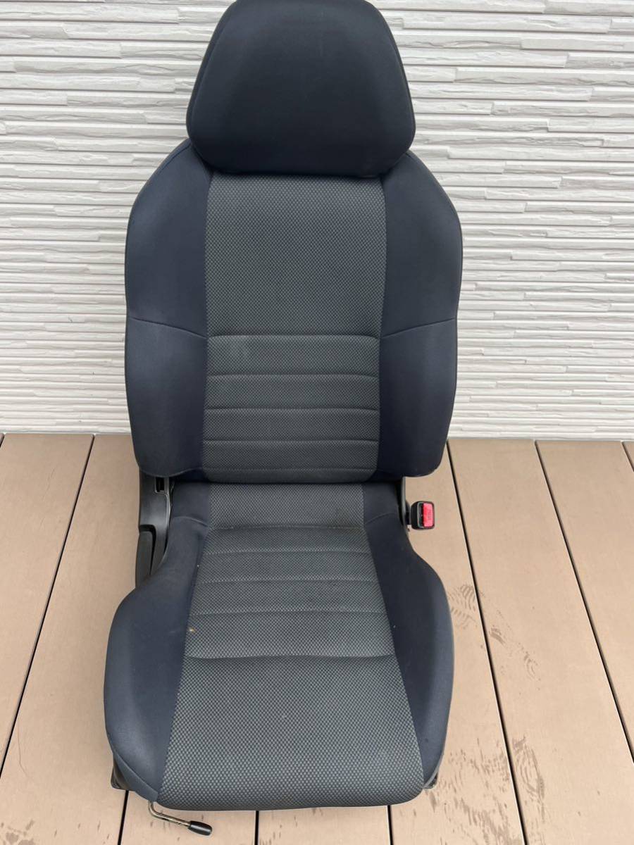 S15 シルビア 純正シート 運転席 右側 S15 シルビア スペックR 純正 