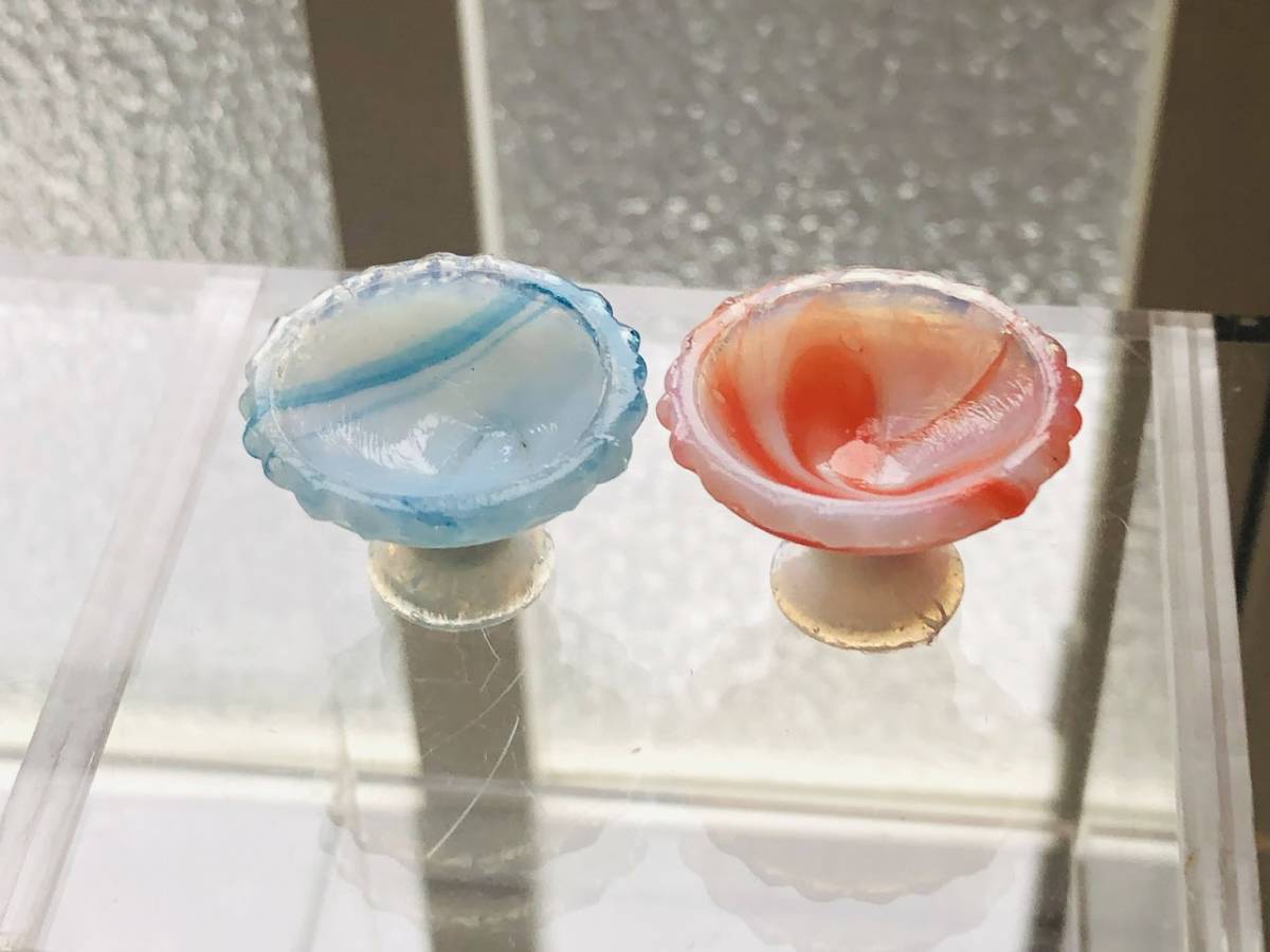 大正～昭和初期 ペロペロ ままごと 極小 乳白/青＆赤マーブル 氷コップ
