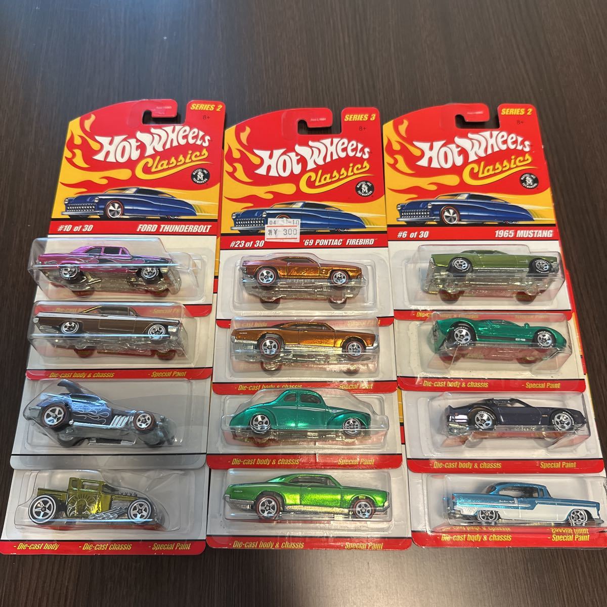 ホットウィール Hot Wheels クラシックス レッドライン ファイヤー