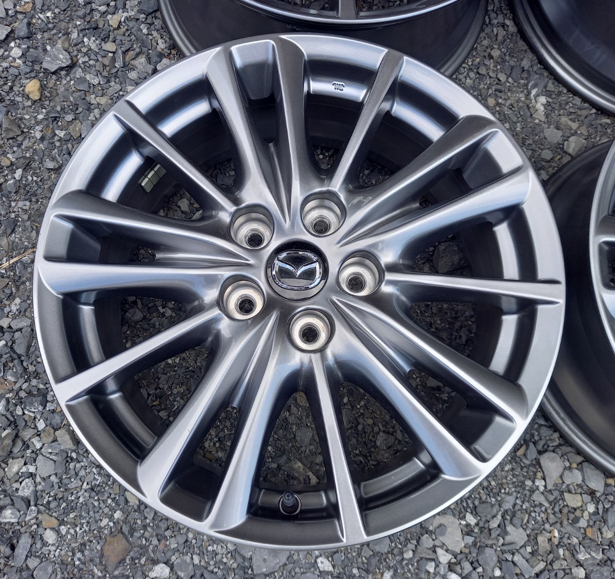 CX-5純正ホイール 17in 7J +45 PCD114.3