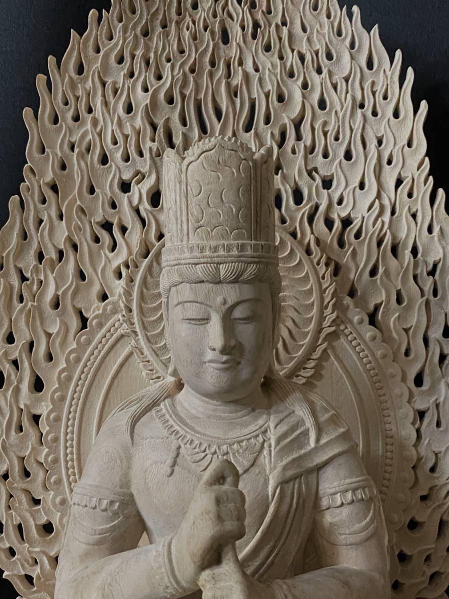 井波彫刻 一刀彫り 仏教工芸品 総楠製 極上 大日如来 高62cm