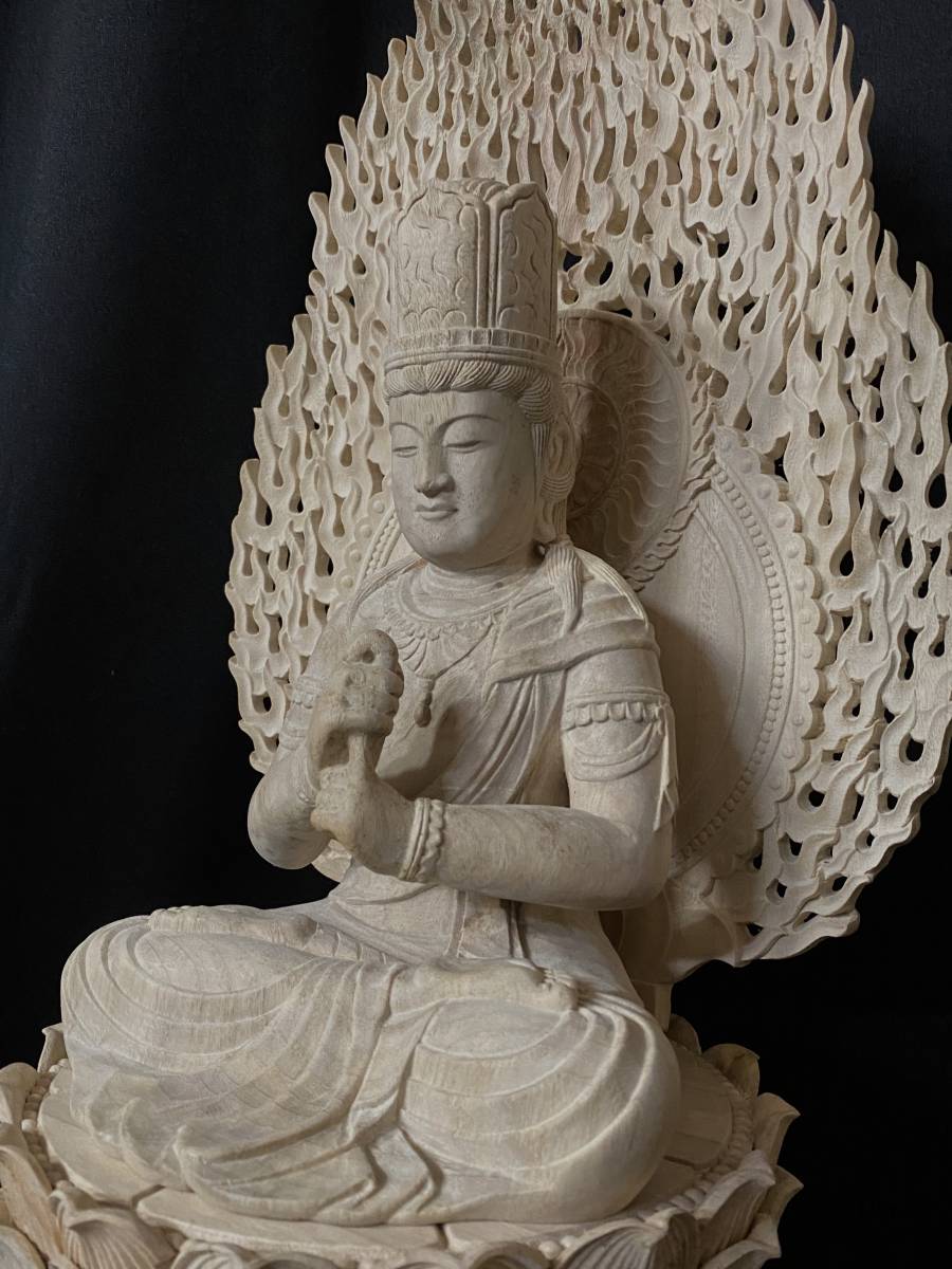 井波彫刻 一刀彫り 仏教工芸品 総楠製 極上 大日如来 高62cm