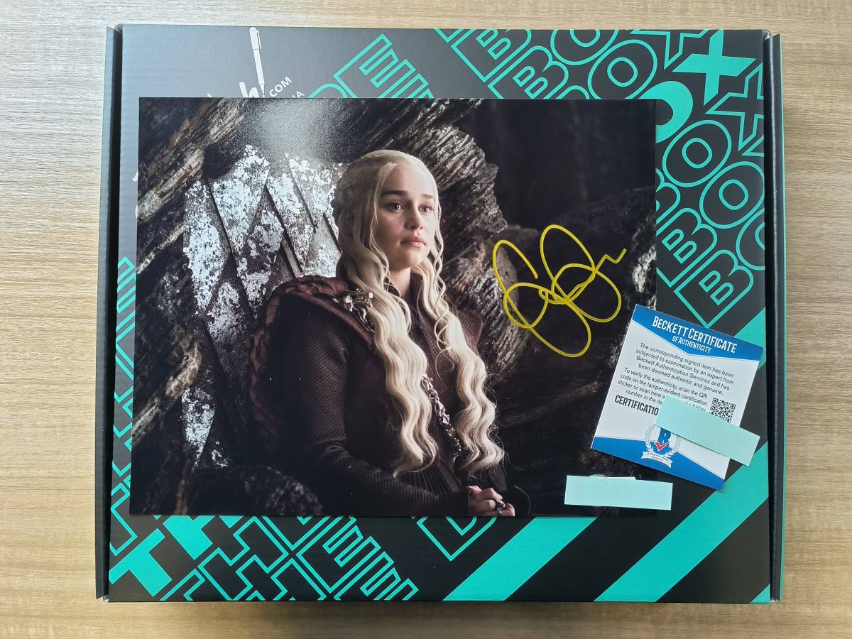女優 Emilia Clarke エミリア・クラーク 直筆サイン写真 PSA認証証明書 