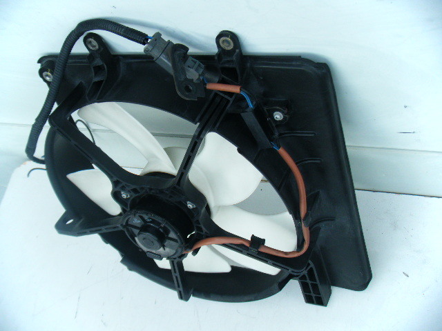 ◆DBA-GD1 ホンダ フィット FIT 電動ファン ラジエーターファン ラジエター クーリングファンモーター 19030-PWA-J51 純正 ［10722］ フィット ホンダ GD1 1.3 １．３Ｗ r
