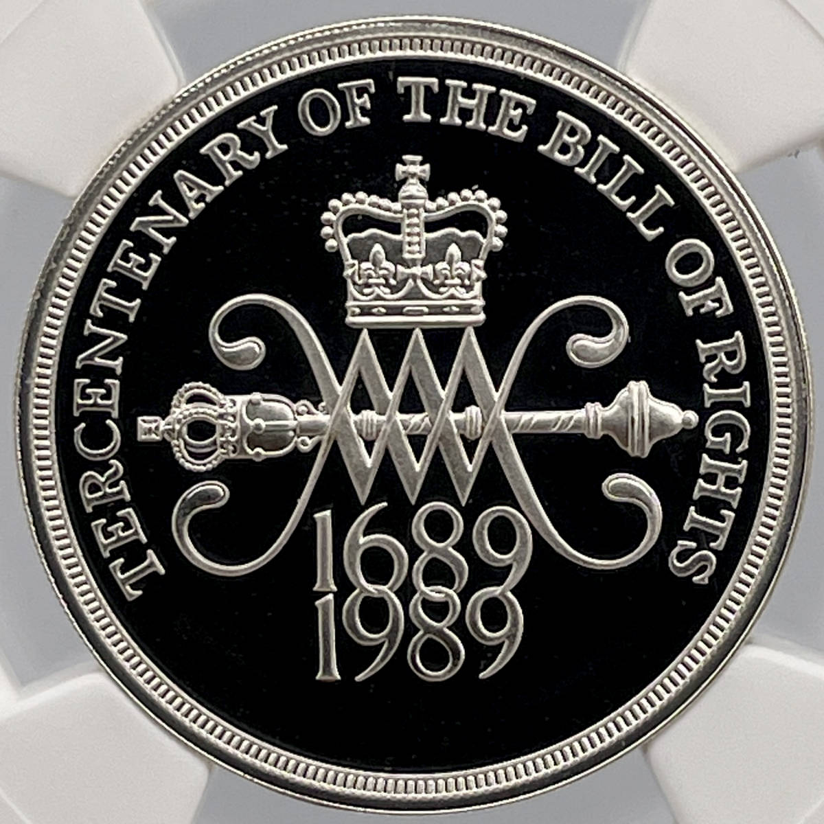 1円スタート】1989 イギリス 権利の章典 300周年 NGC PF69UC 2ポンド 銀貨 英国 名誉革命 モダン コイン 硬貨 貨幣  アンティーク 投資(ヨーロッパ)｜売買されたオークション情報、Yahoo!オークション(旧ヤフオク!) の商品情報をアーカイブ公開 -  オークファン（aucfan.com）