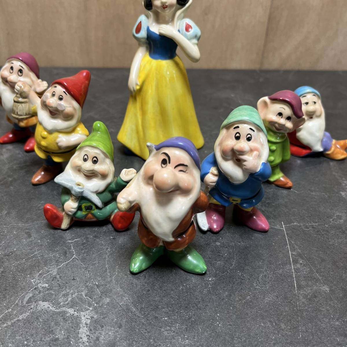 ☆8点セット Disney ディズニー 白雪姫 と 7人の小人 陶器 置物 