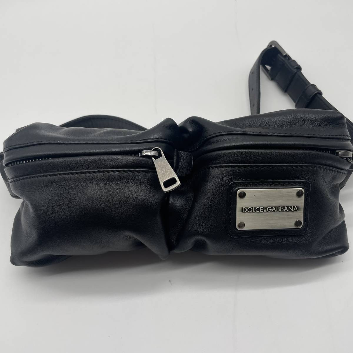 ☆極美品・袋付き☆ ドルチェ＆ガッバーナ メンズ ウエストバッグ 