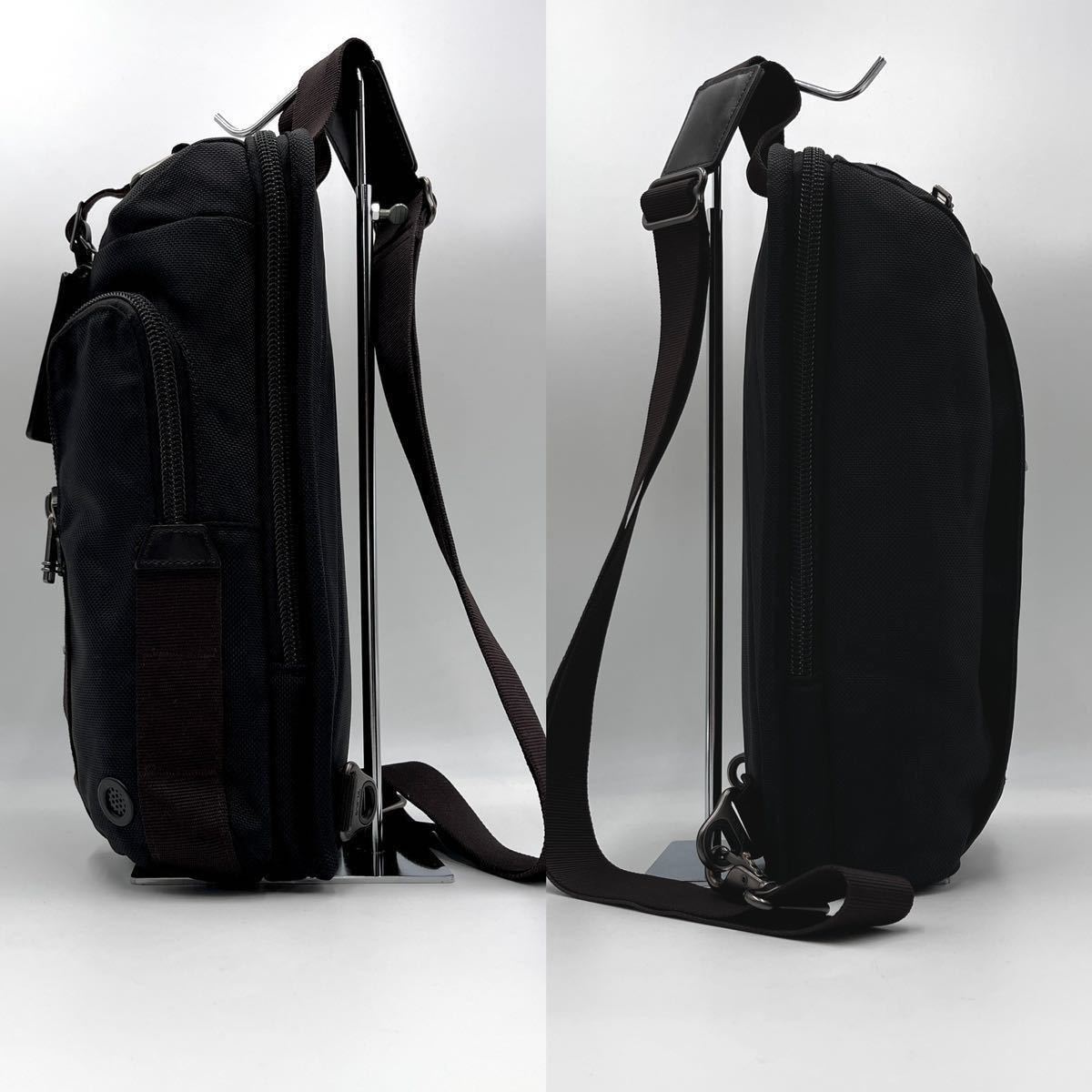 極美品○TUMI トゥミ ボディバッグ ショルダー クロスボディ ウエスト 