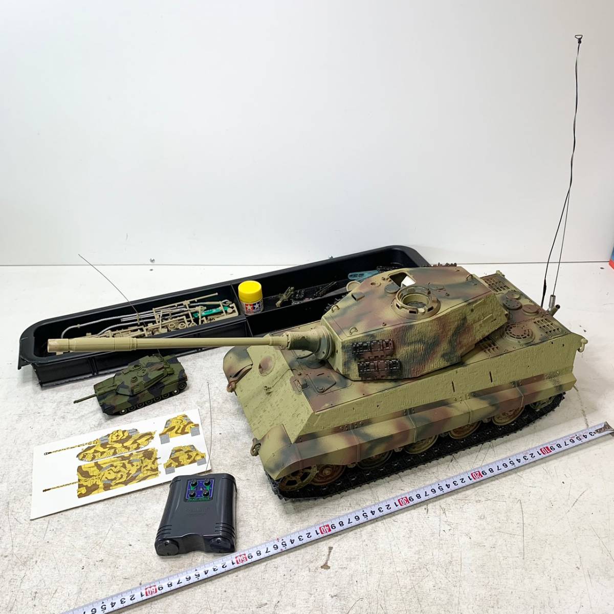 SF39△ラジコン 陸軍 戦車 ジオラマ 完成品 戦車 大小 2点 kyosho