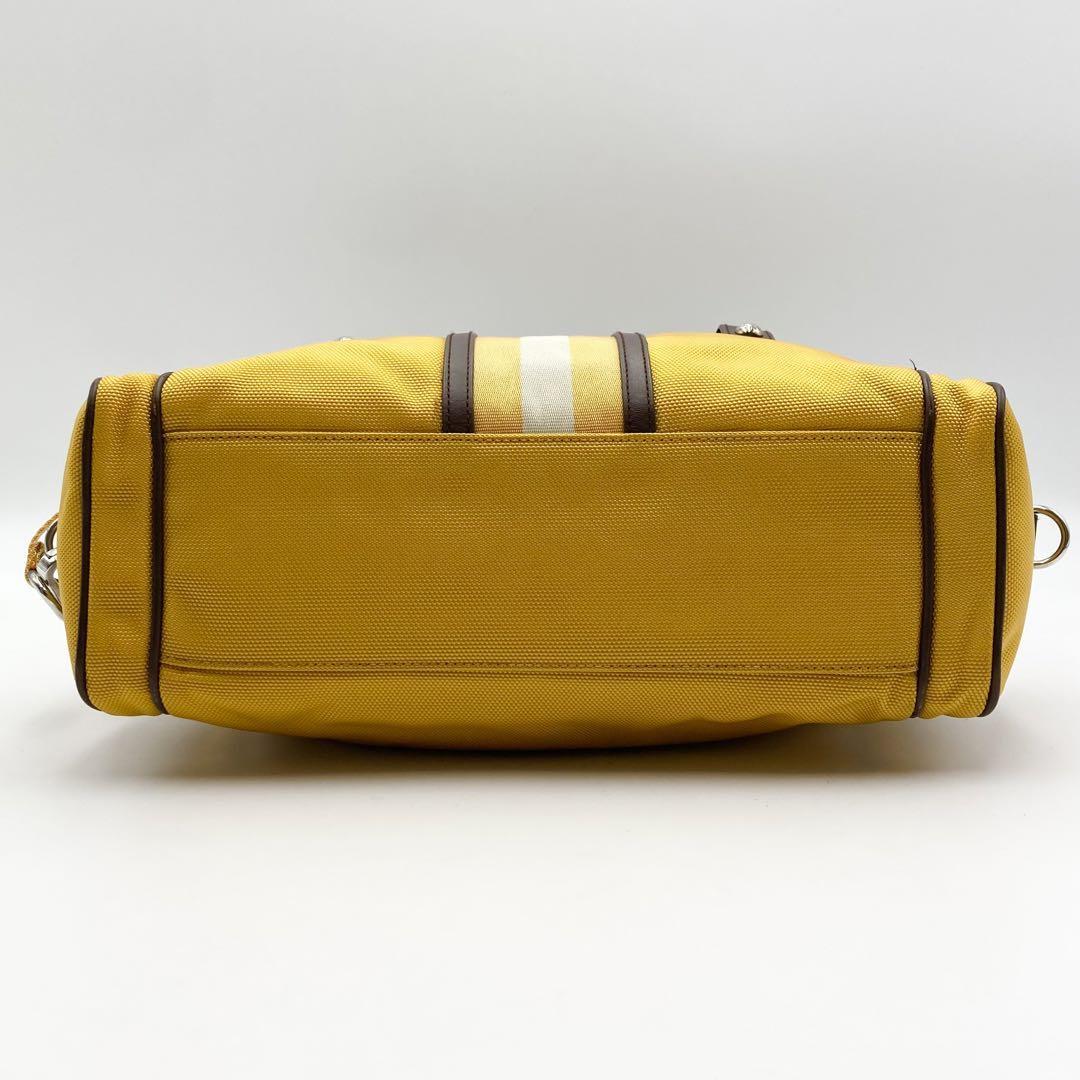 BALLY イエロー ショルダーバッグ 保存袋付き BALLY イエロー ショルダーバッグ 保存袋付き
