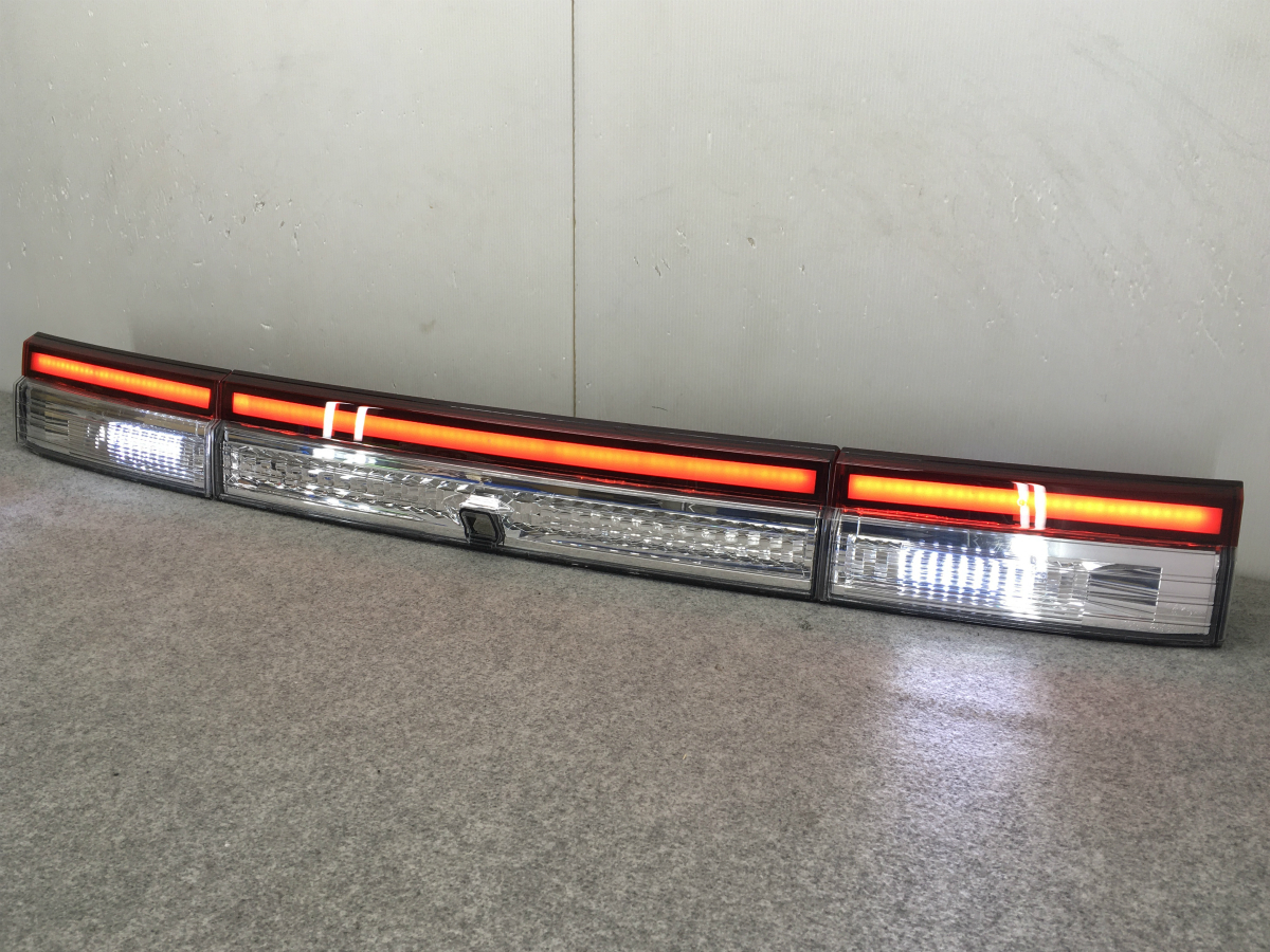 CV5W CV1W CV2W 破損無し！三菱純正 デリカD5 HID 前期 D5 後期 ヘッド 