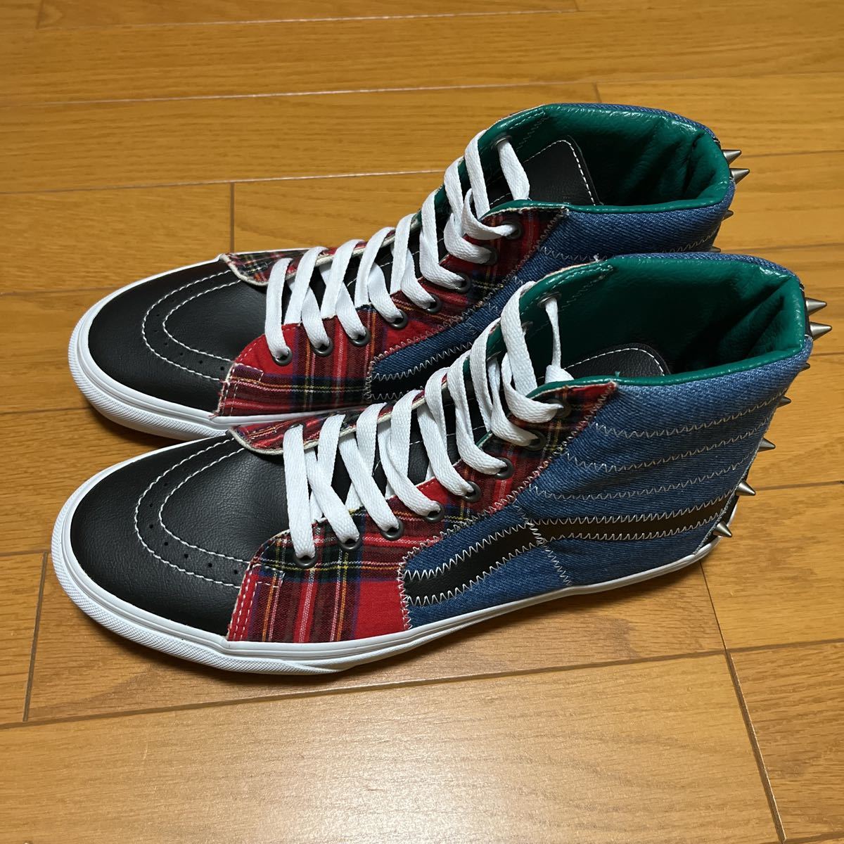 新品国内正規☆US10☆VANSスタッズ付SK8-HI☆Tartan Dazeマルチカラー 