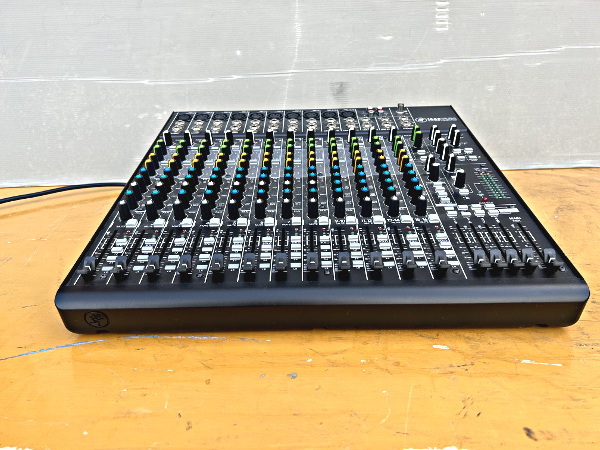 MACKIE アナログミキサー 1642VLZ4 States 難あり中古品 国内 MACKIE