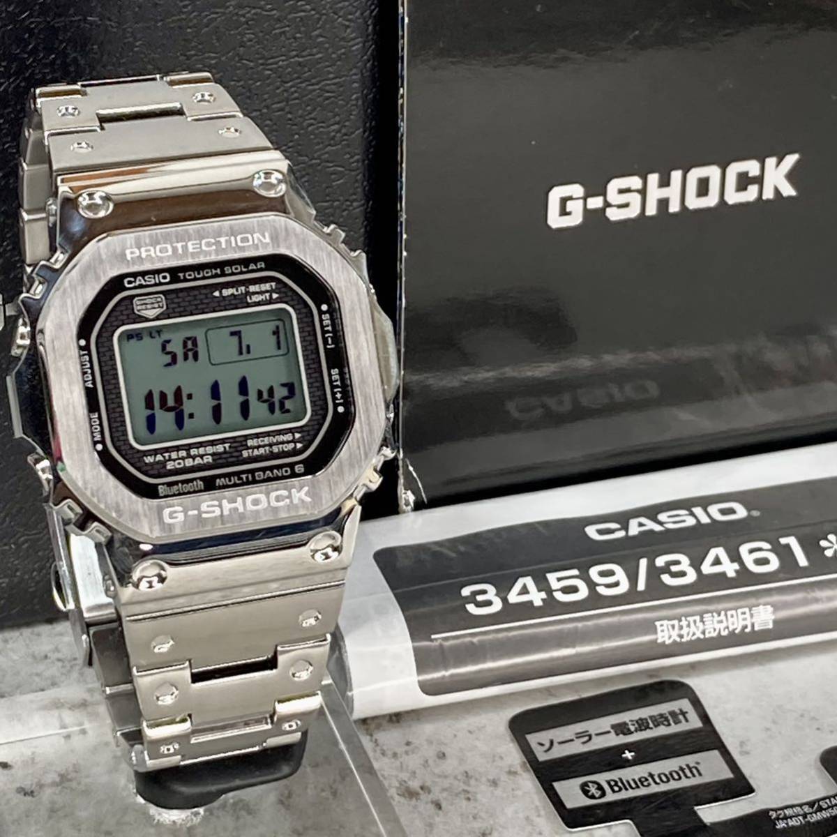 極美品 箱説タグ付G-SHOCK GMW-B5000D-1JF タフソーラー 電波受信 電波  