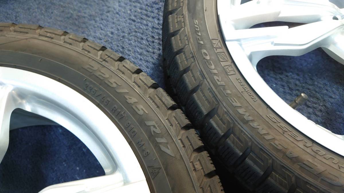 ベンツA180 スタッドレスタイヤ 225/45R17 分厚