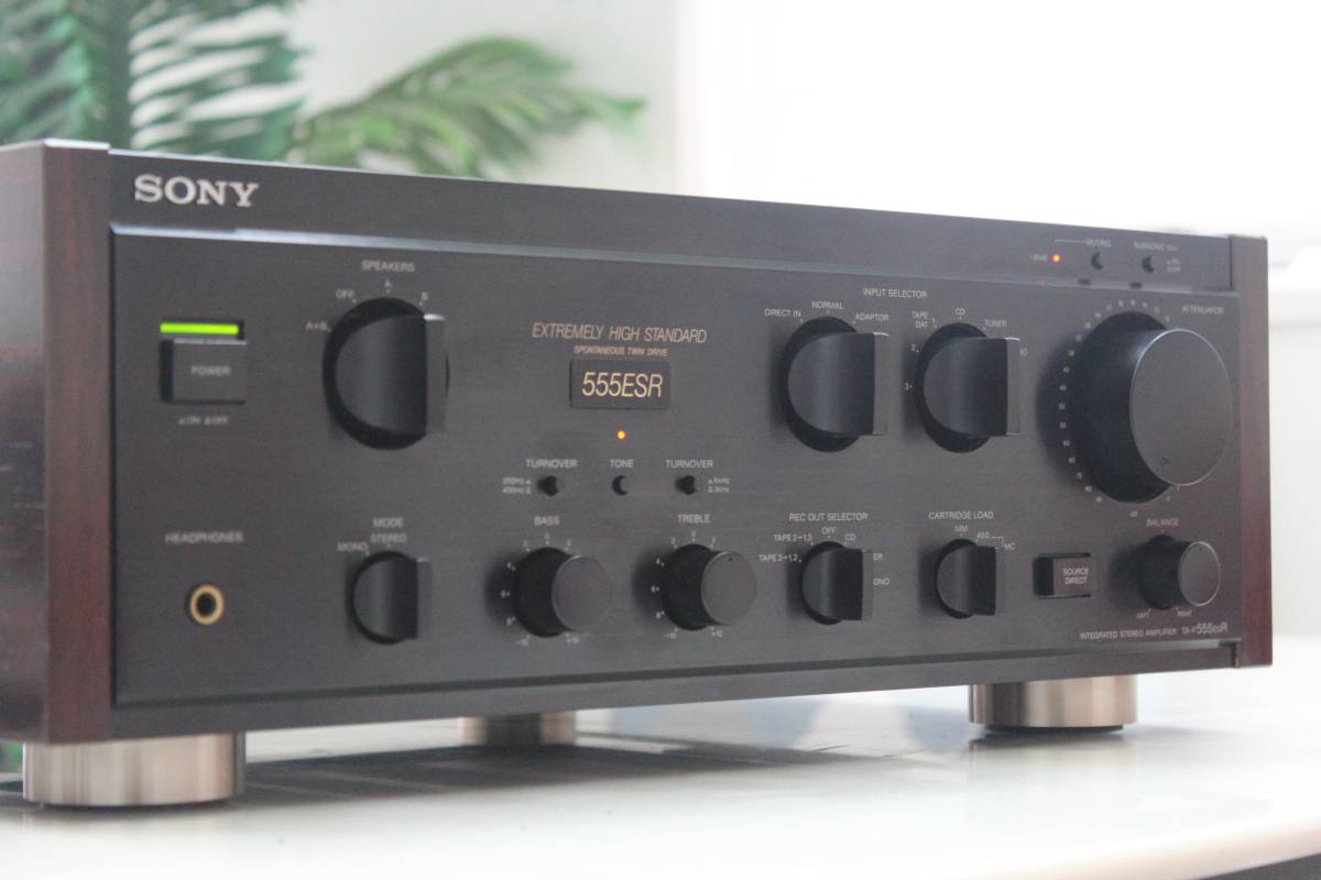 SONY　ソニー　プリメインアンプ　銘機　TA-F555ESR　美品　ACインレット改造　オーバーホール整備済完動品　動作保証　取説コピー付き