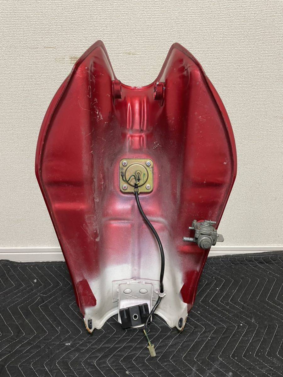 一円スタート cbx400f タンク 程度良好 2型カラー cbr gs gsx fx xjr