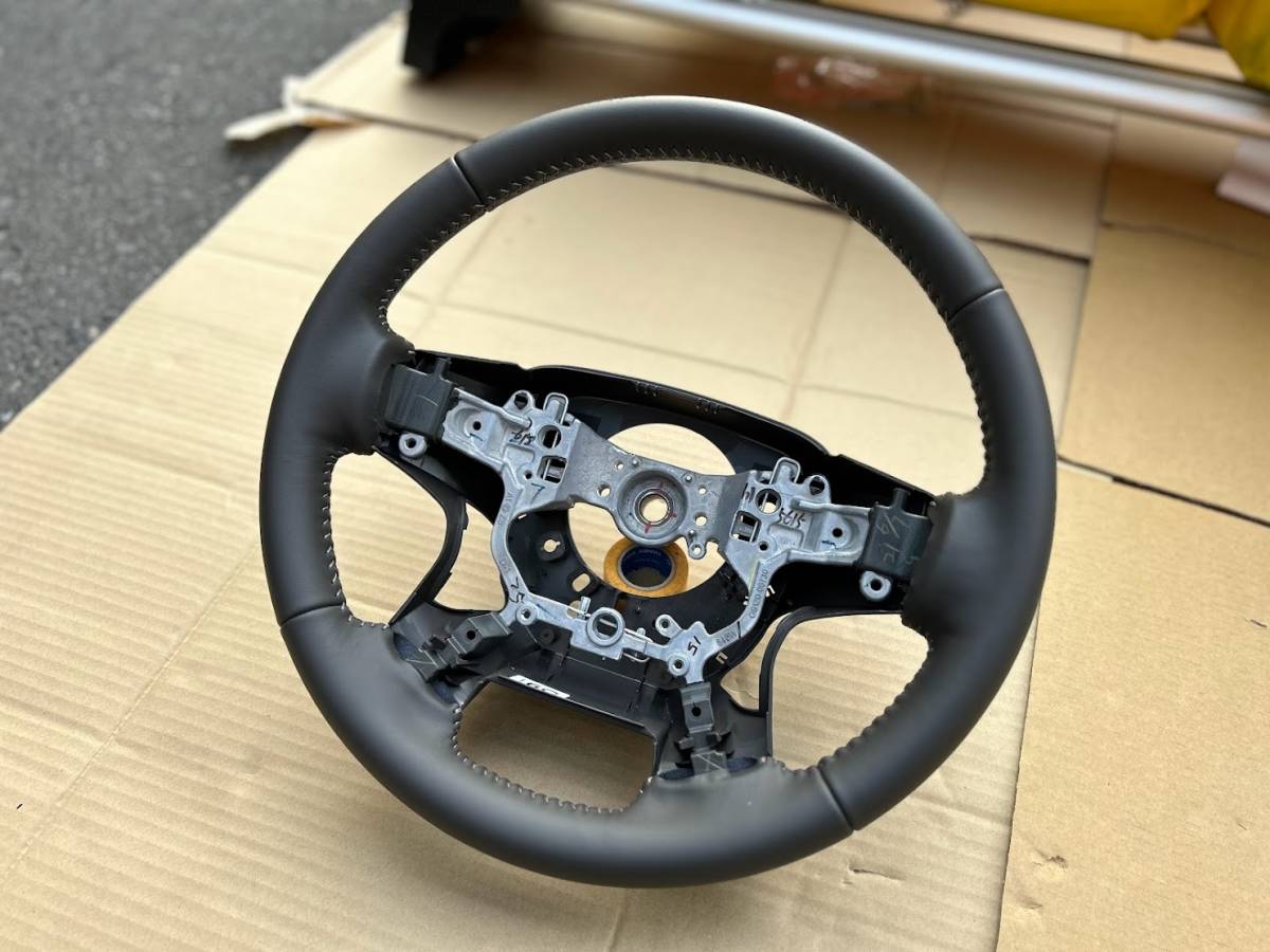 【売り切り1円スタート】新車外し　トヨタ ランドクルーザープラド 純正ステアリング　ハンドル